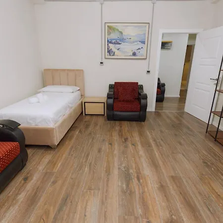 Florence Albania Villa *