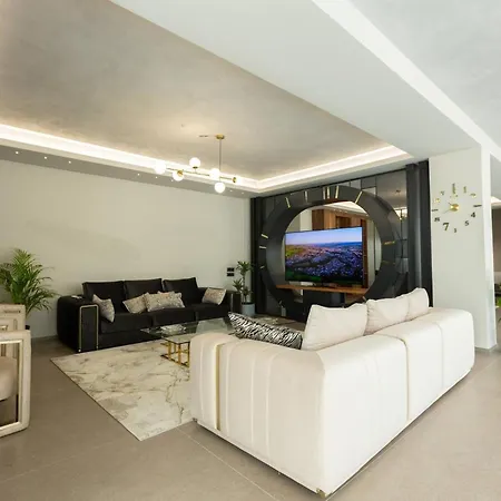 Florence Albania Villa Tirana
