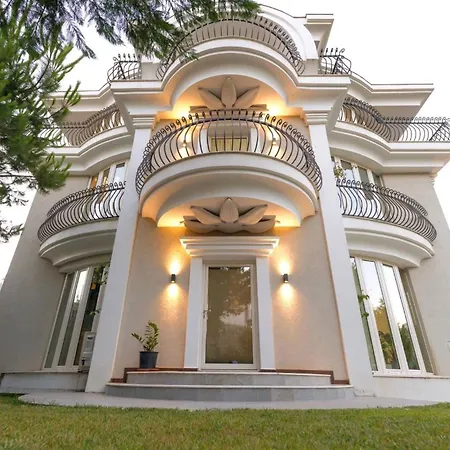 Florence Albania Villa Tirana